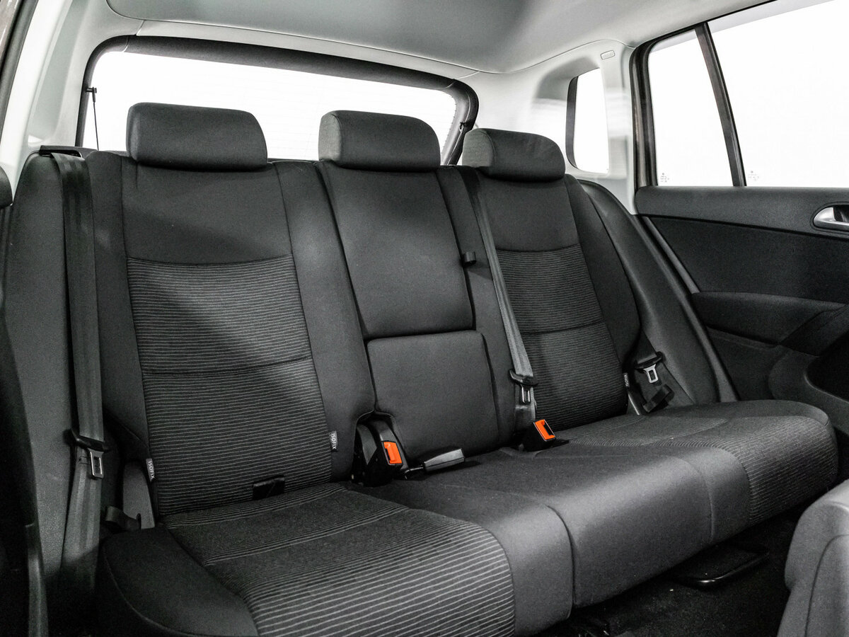 Volkswagen Tiguan б/у, 2014, Механическая. Фото: #15
