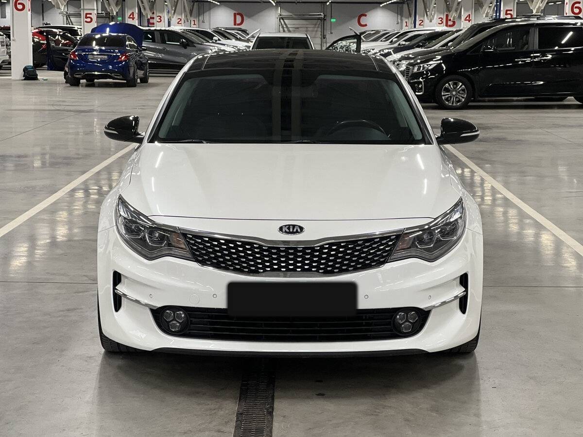 Kia K5 б/у, 2017, Автоматическая. Фото: #1