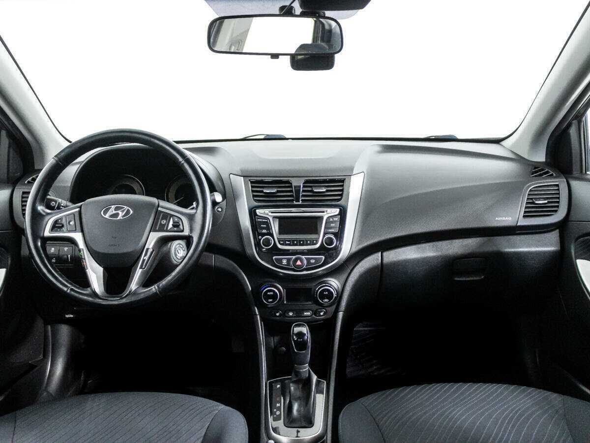 Hyundai Solaris б/у, 2016, Автоматическая. Фото: #12