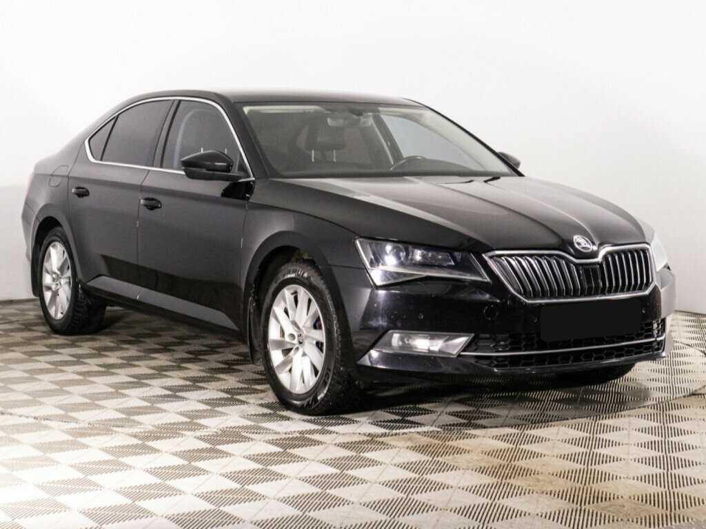Skoda Superb б/у, 2017, Роботизированная. Фото: #2