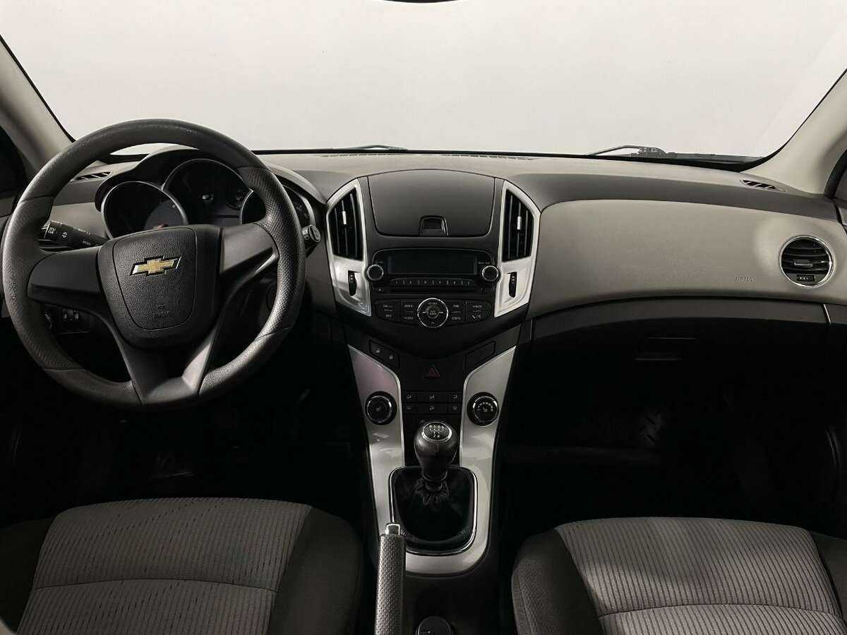 Chevrolet Cruze б/у, 2014, Механическая. Фото: #5