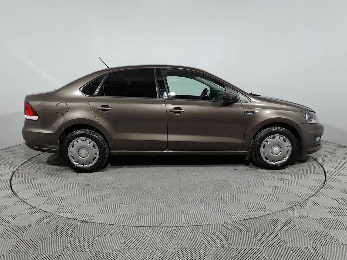 Volkswagen Polo б/у, 2016, Механическая. Фото: #4