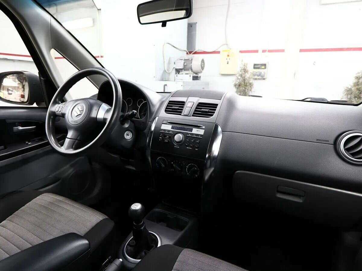Suzuki SX4 б/у, 2013, Механическая. Фото: #8