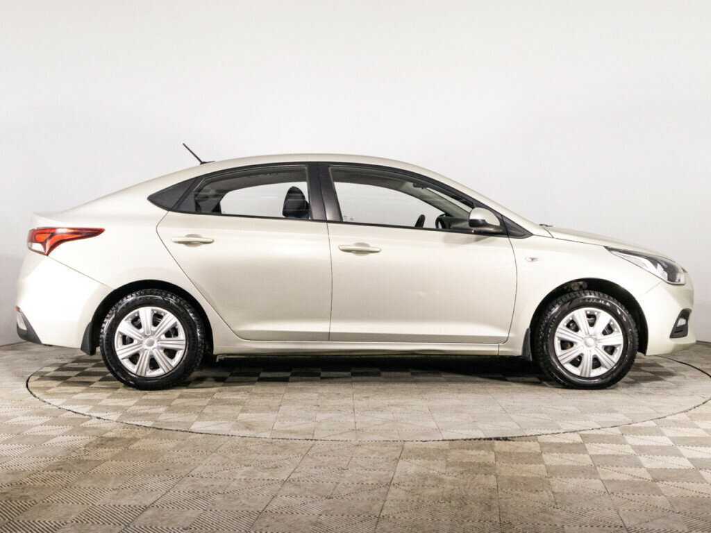 Hyundai Solaris б/у, 2018, Автоматическая. Фото: #3