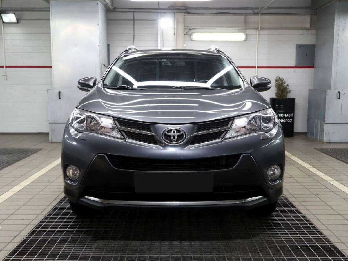 Toyota RAV4 б/у, 2013, Автоматическая. Фото: #2