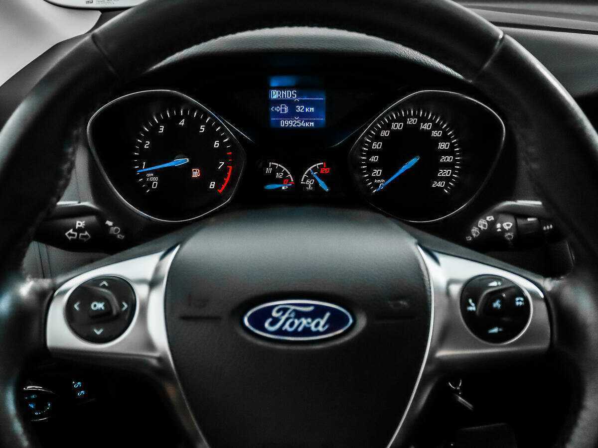Ford Focus б/у, 2014, Роботизированная. Фото: #13