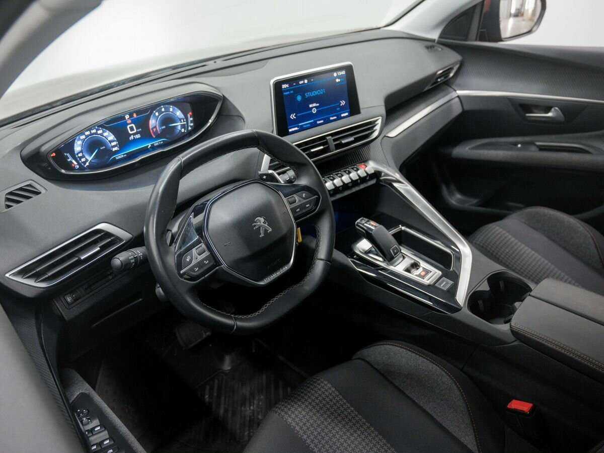 Peugeot 3008 б/у, 2018, Автоматическая. Фото: #11