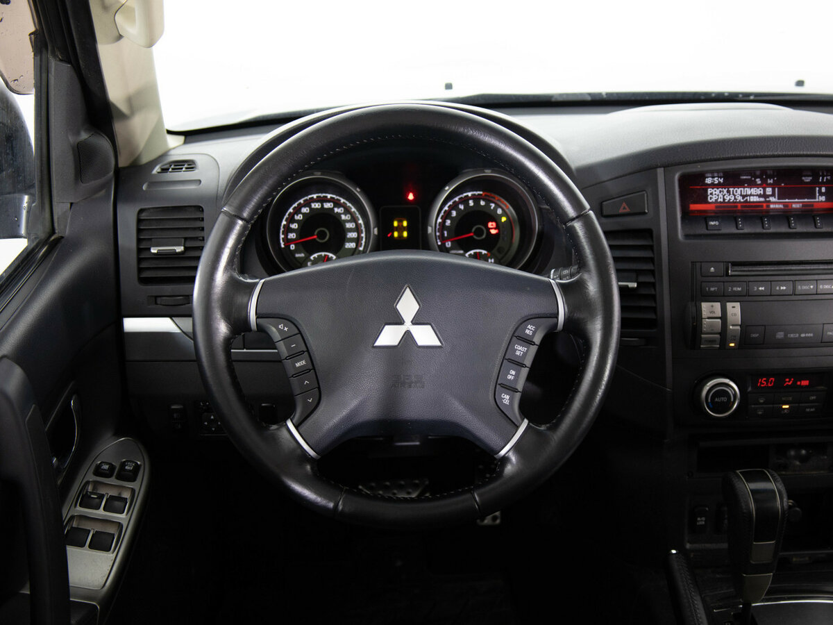 Mitsubishi Pajero б/у, 2013, Автоматическая. Фото: #7