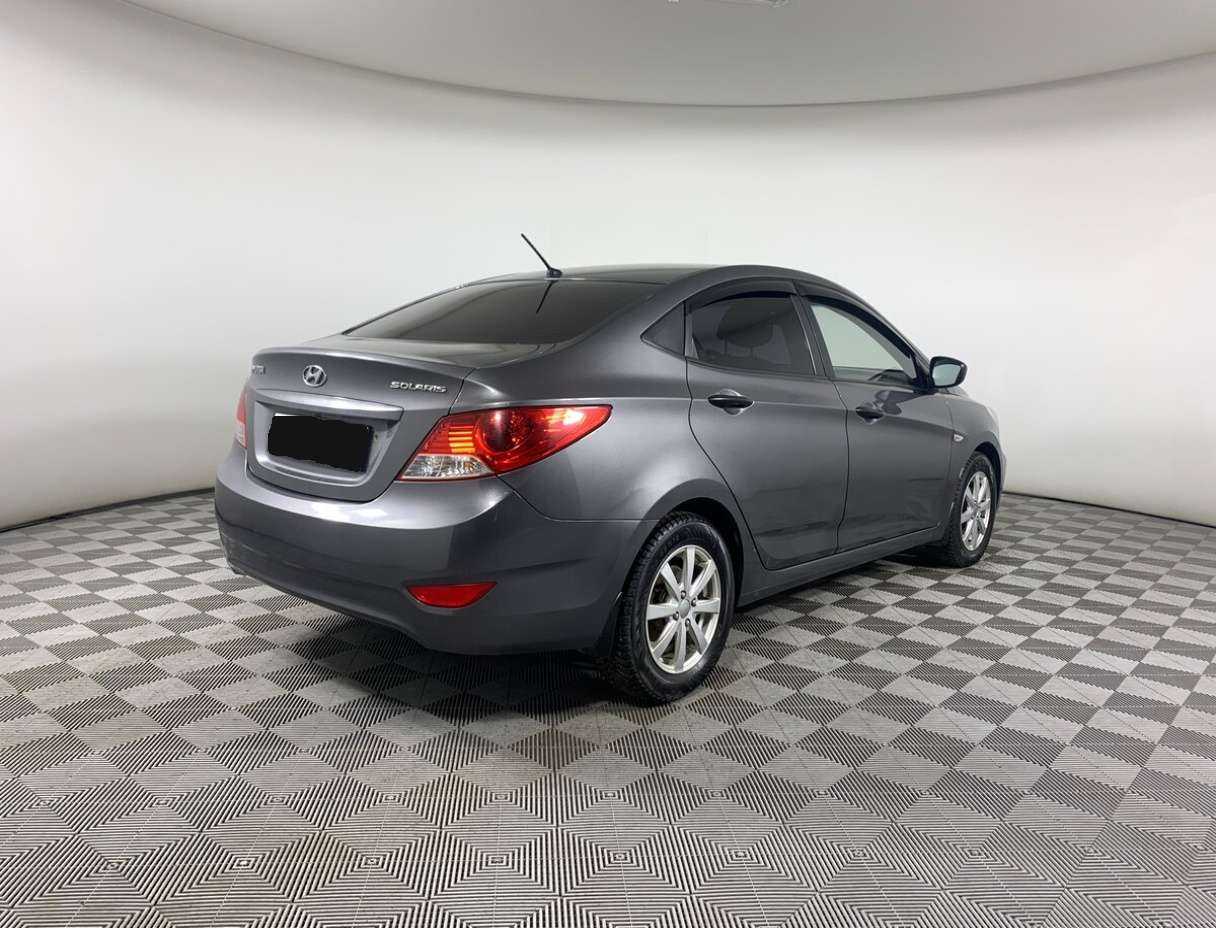 Hyundai Solaris б/у, 2012, Механическая. Фото: #4