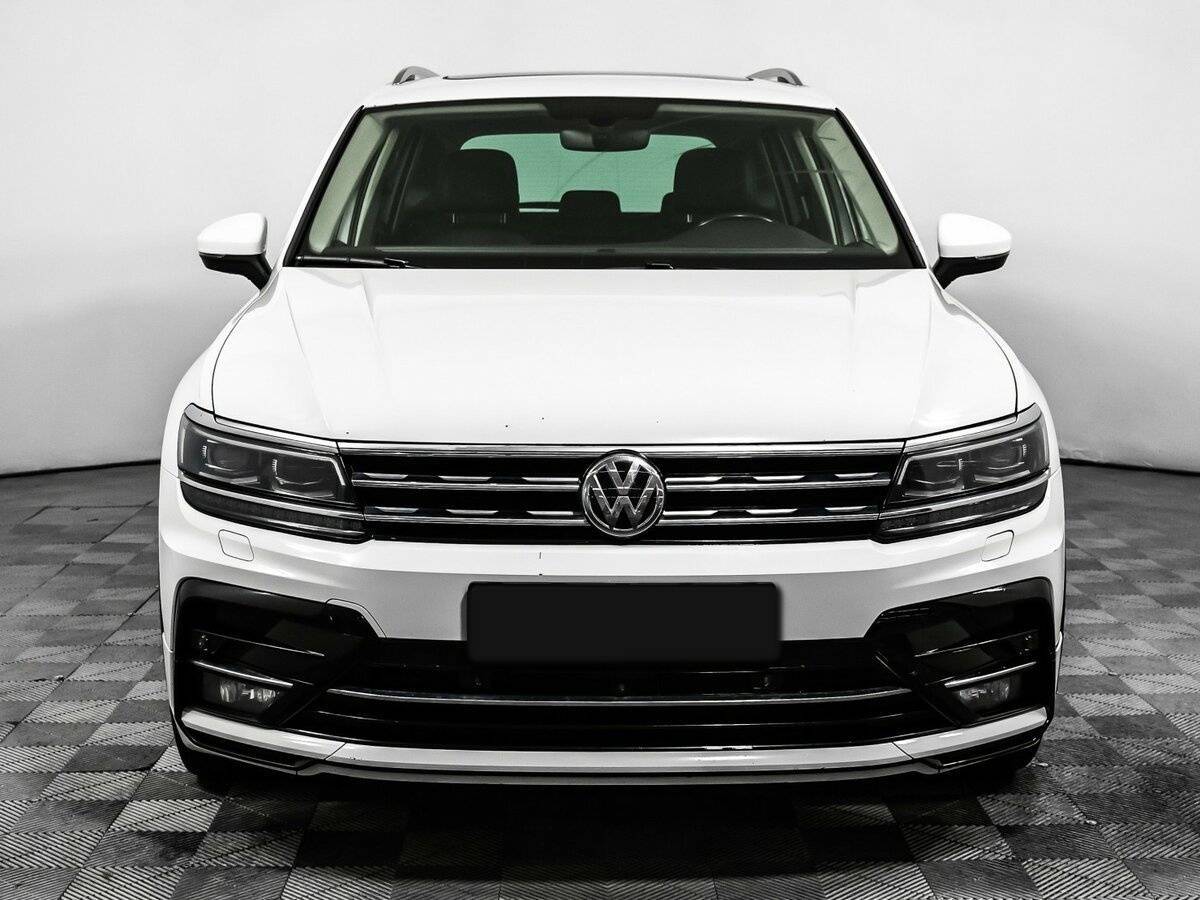 Volkswagen Tiguan б/у, 2018, Роботизированная. Фото: #1