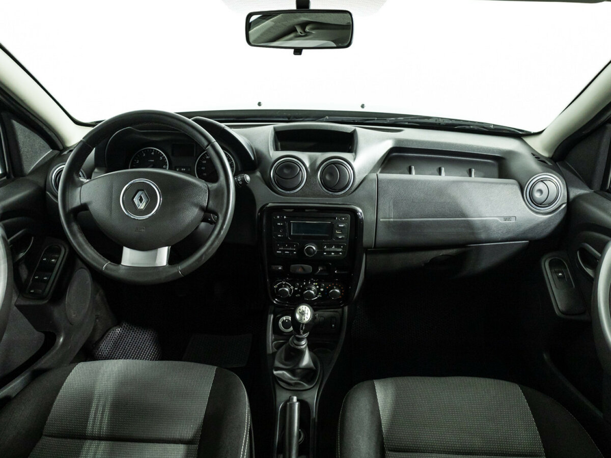 Renault Duster б/у, 2013, Механическая. Фото: #11