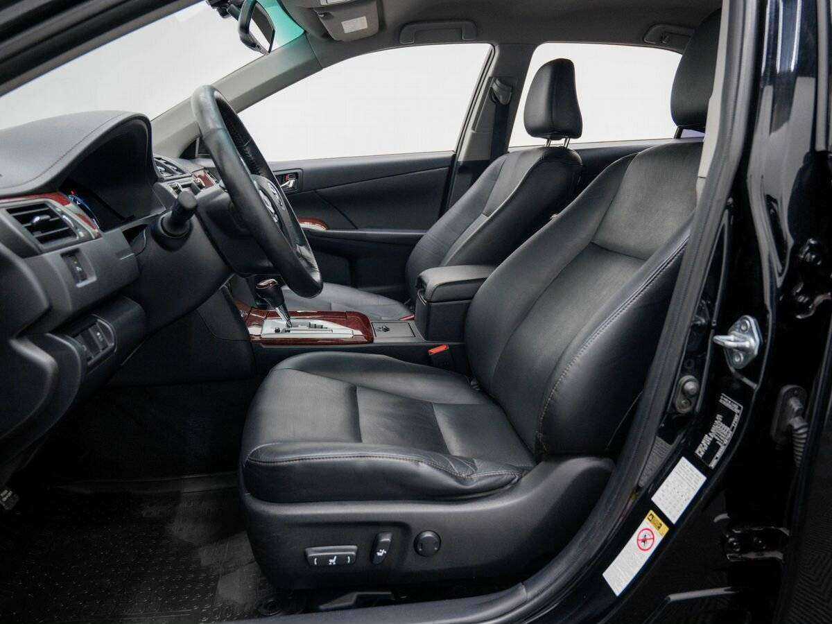 Toyota Camry б/у, 2014, Автоматическая. Фото: #14