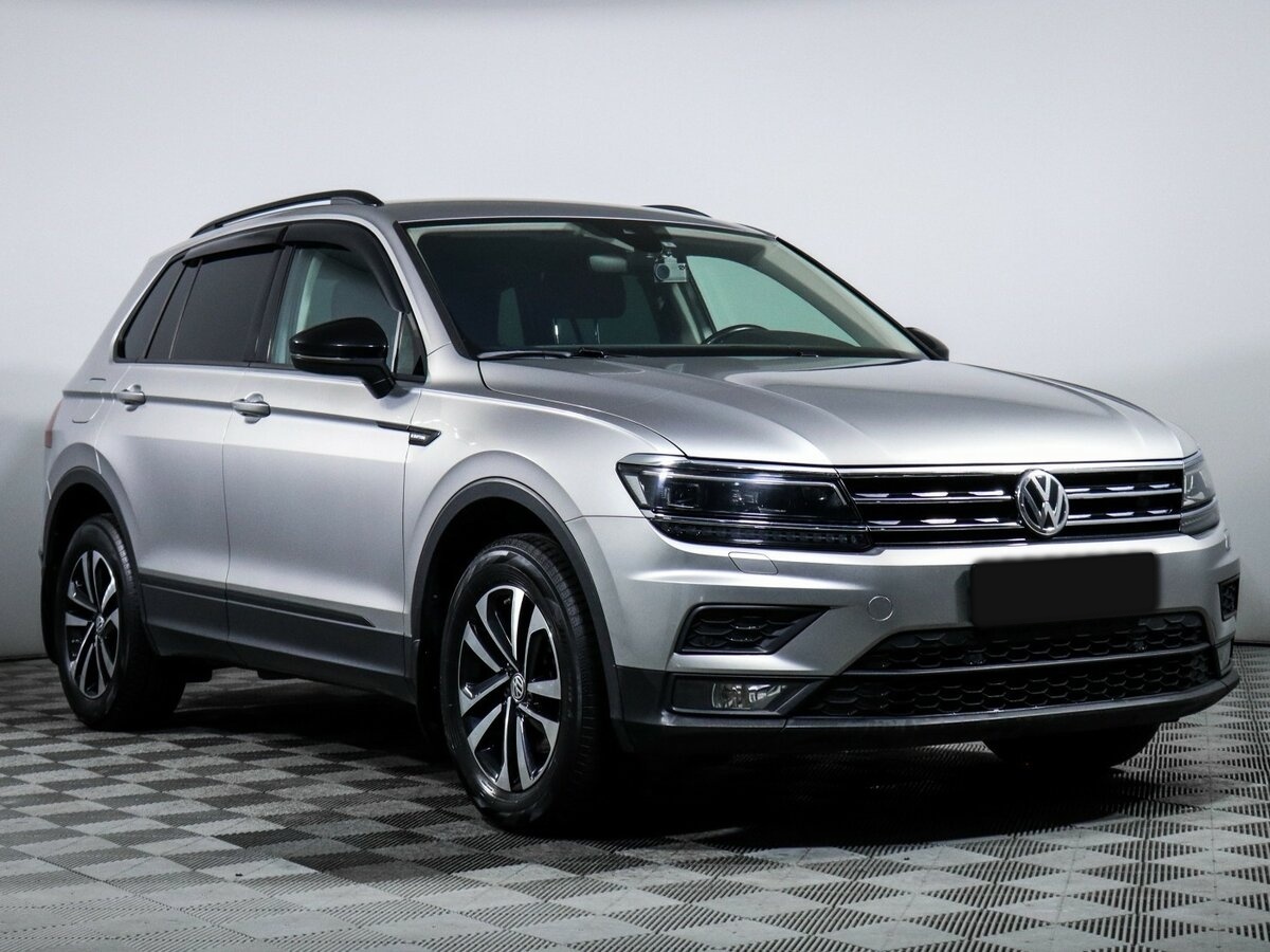 Volkswagen Tiguan б/у, 2020, Роботизированная. Фото: #2