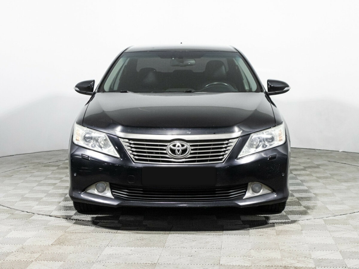 Toyota Camry б/у, 2014, Автоматическая. Фото: #1