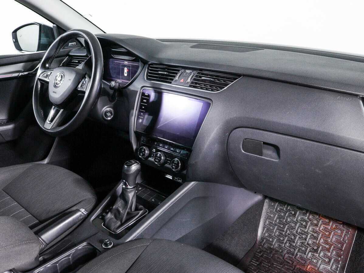 Skoda Octavia б/у, 2019, Роботизированная. Фото: #6
