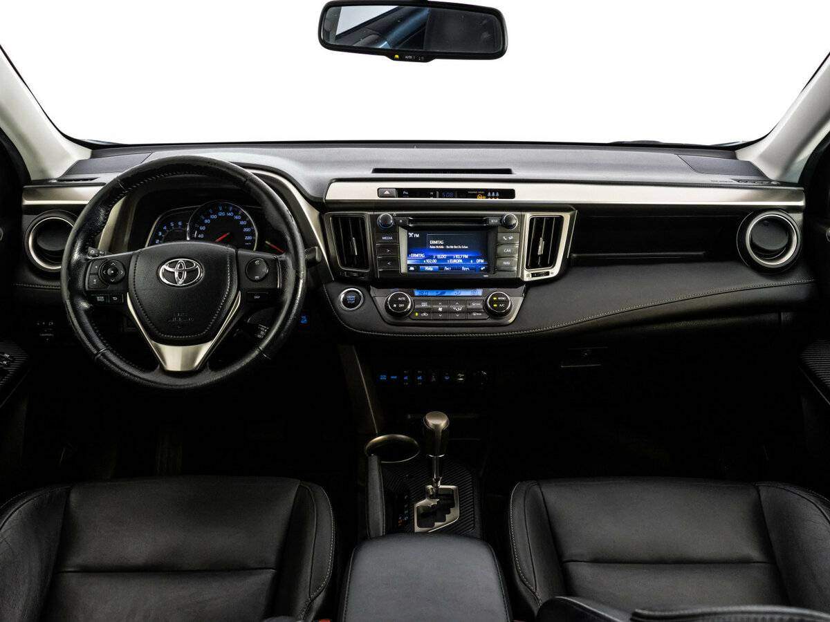 Toyota RAV4 б/у, 2015, Автоматическая. Фото: #9