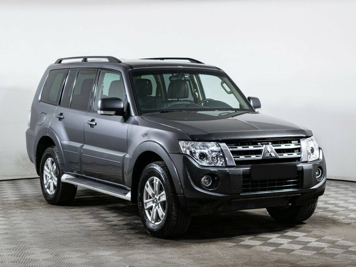 Mitsubishi Pajero б/у, 2013, Автоматическая. Фото: #2
