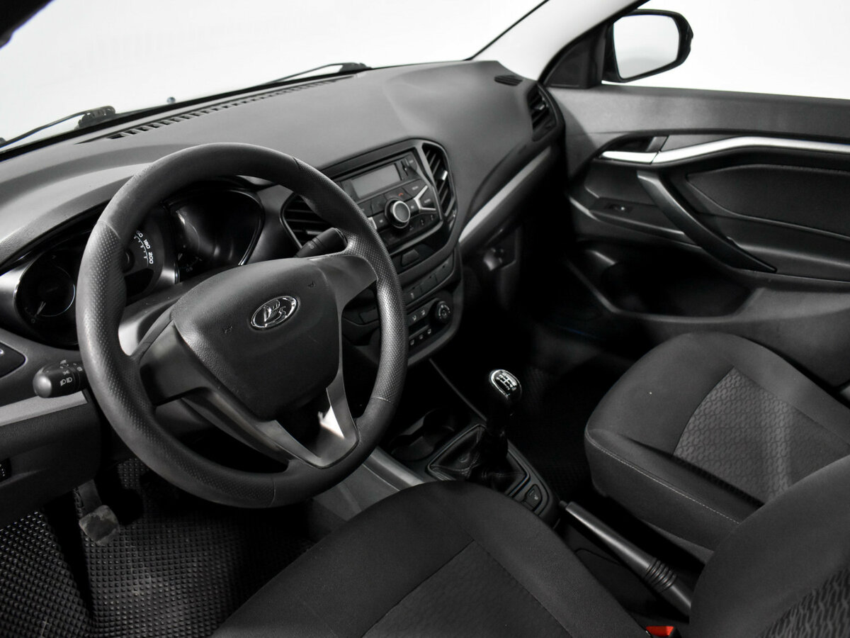 Lada (ВАЗ) Vesta б/у, 2016, Механическая. Фото: #8