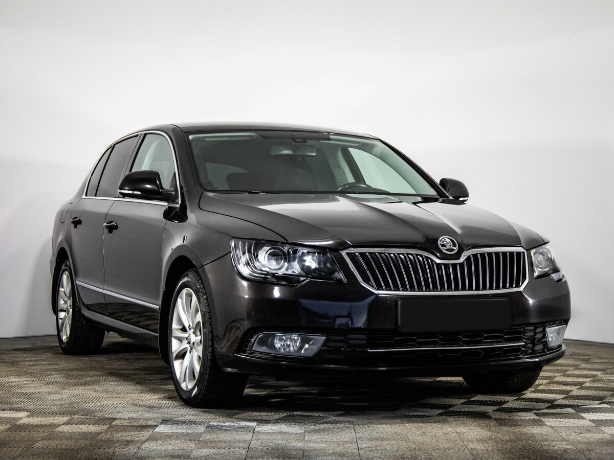 Skoda Superb б/у, 2014, Роботизированная. Фото: #2