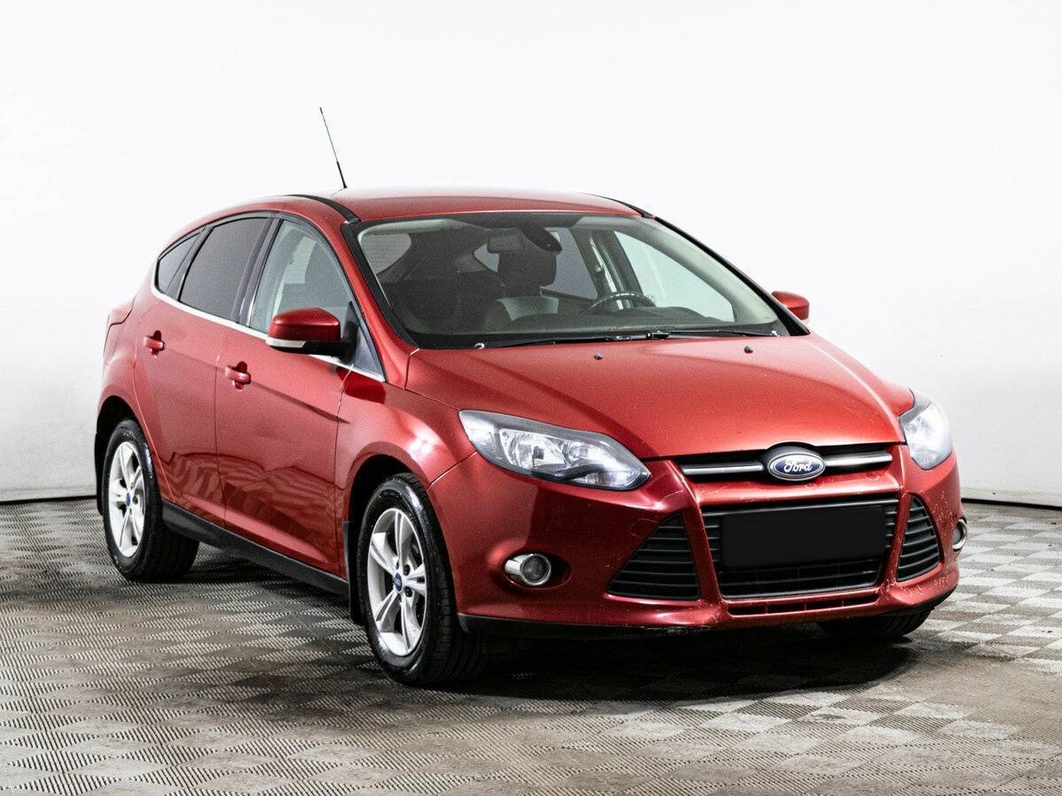 Ford Focus б/у, 2012, Механическая. Фото: #2
