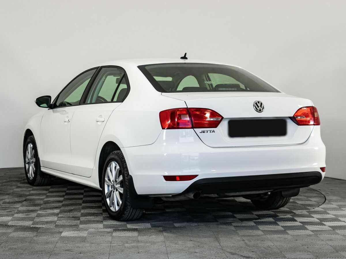 Volkswagen Jetta б/у, 2013, Механическая. Фото: #5