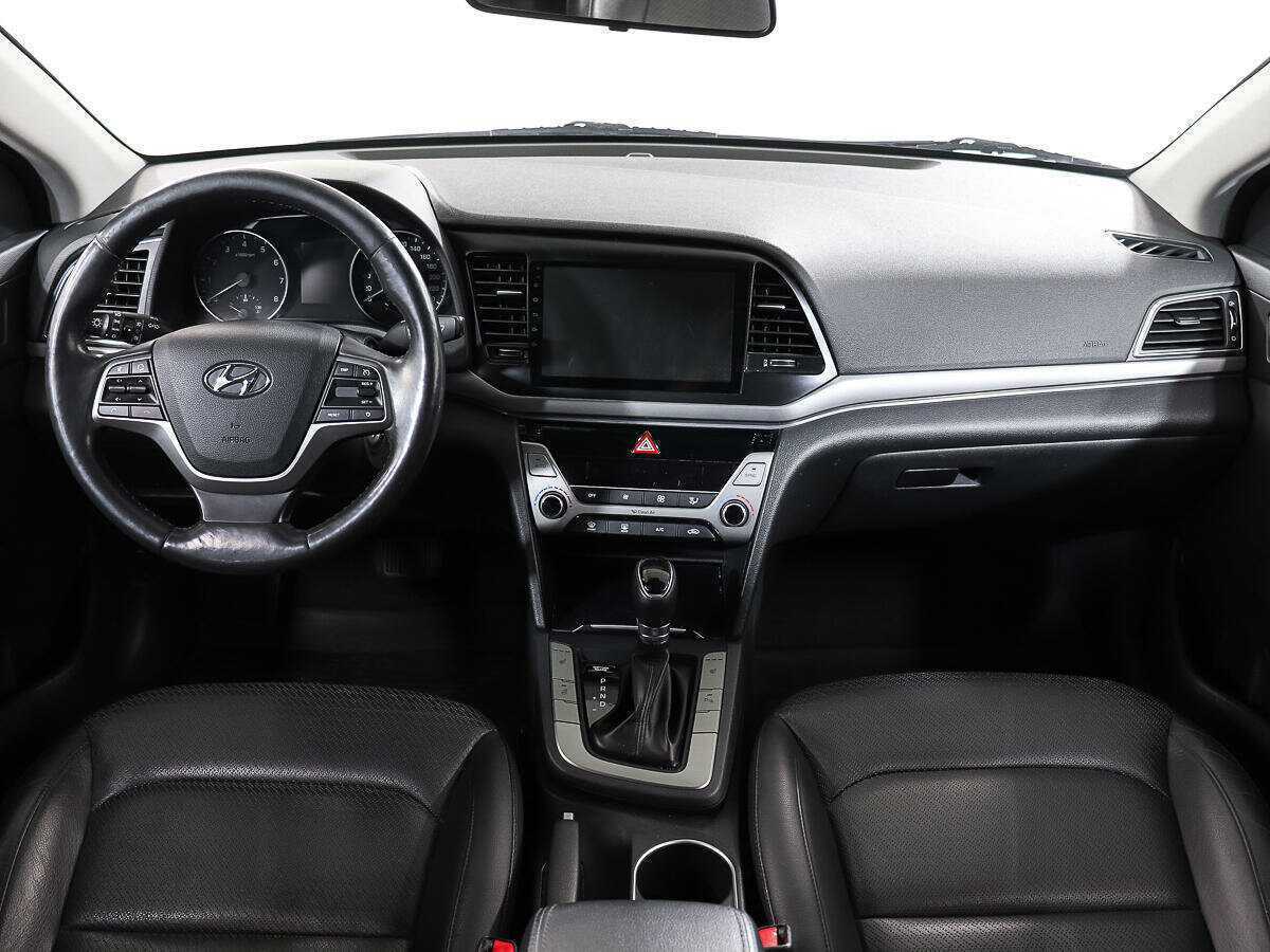 Hyundai Elantra б/у, 2017, Автоматическая. Фото: #10