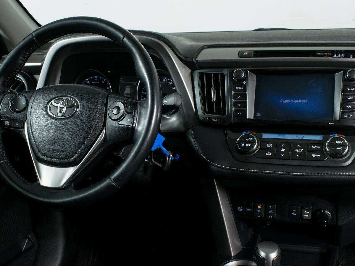 Toyota RAV4 б/у, 2017, Автоматическая. Фото: #10