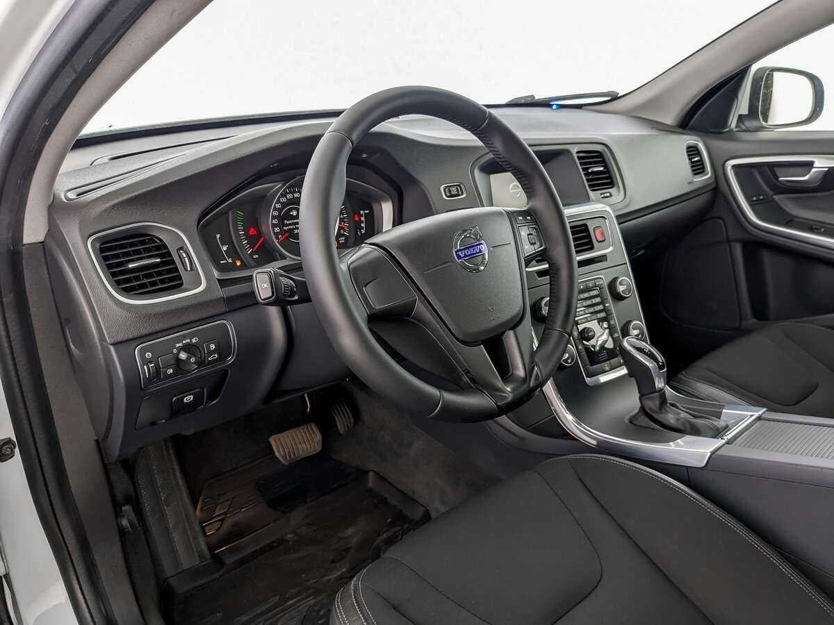 Volvo S60 б/у, 2015, Автоматическая. Фото: #13