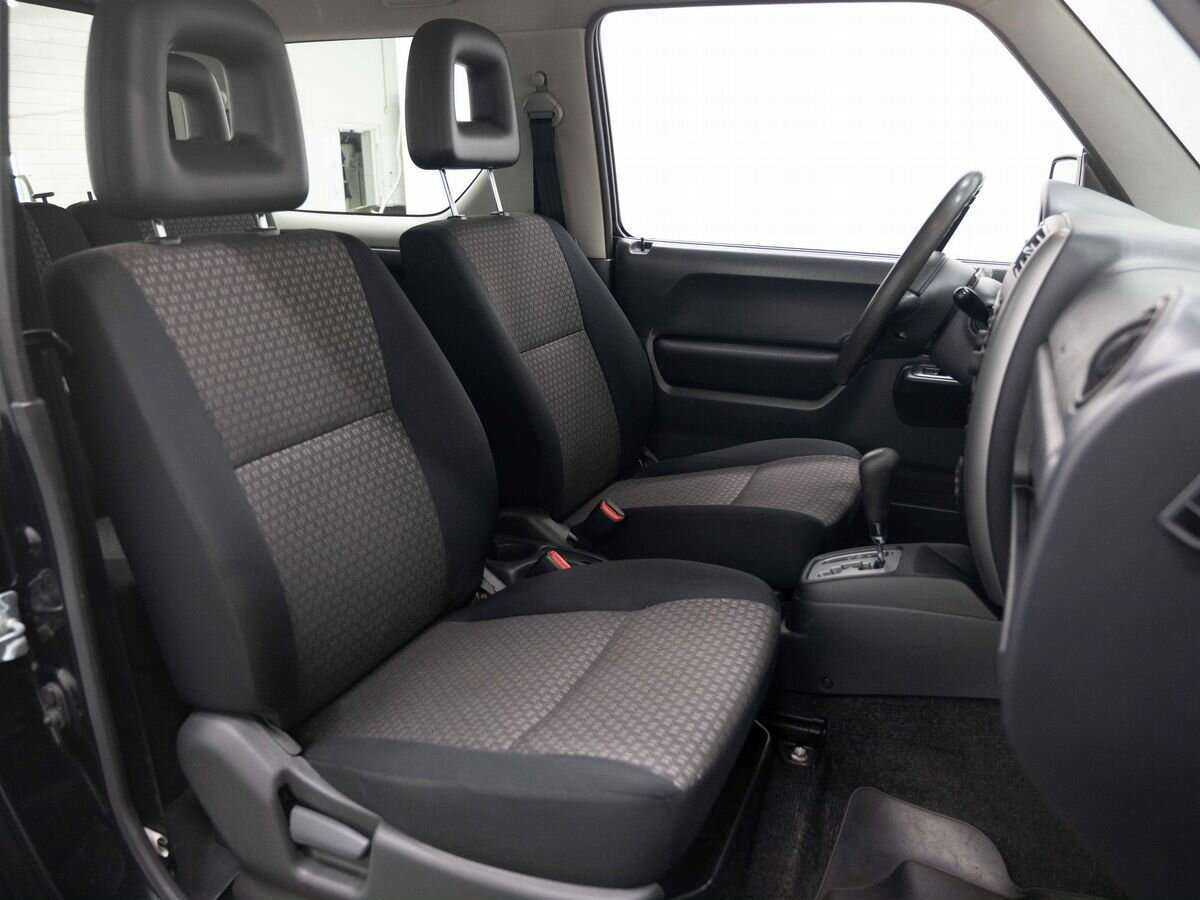 Suzuki Jimny б/у, 2012, Автоматическая. Фото: #10