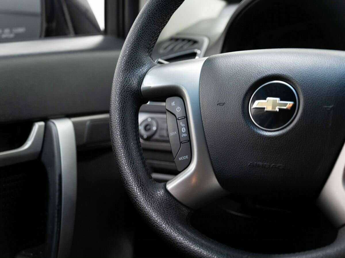 Chevrolet Captiva б/у, 2012, Автоматическая. Фото: #12