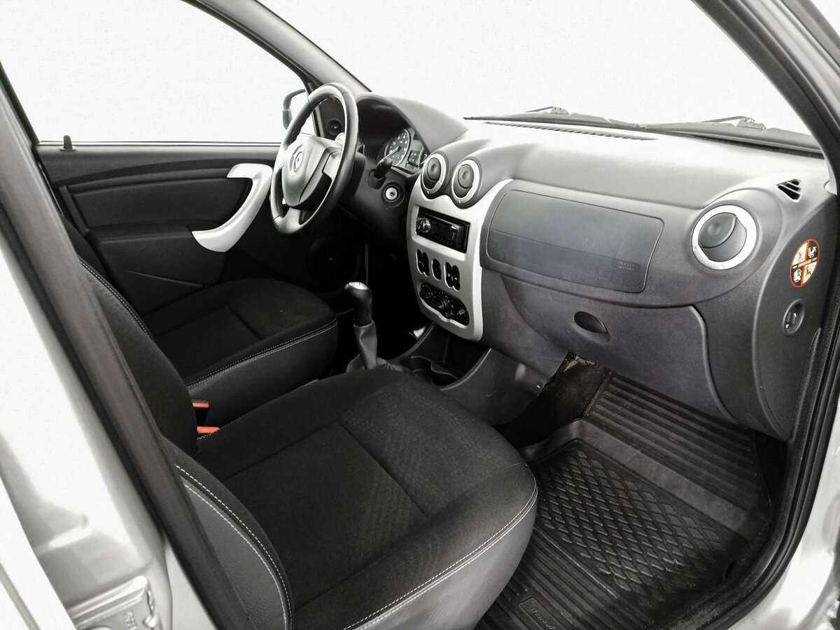 Renault Sandero б/у, 2012, Механическая. Фото: #8