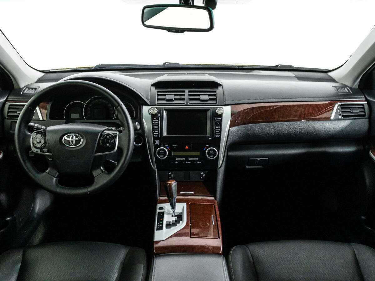 Toyota Camry б/у, 2012, Автоматическая. Фото: #12
