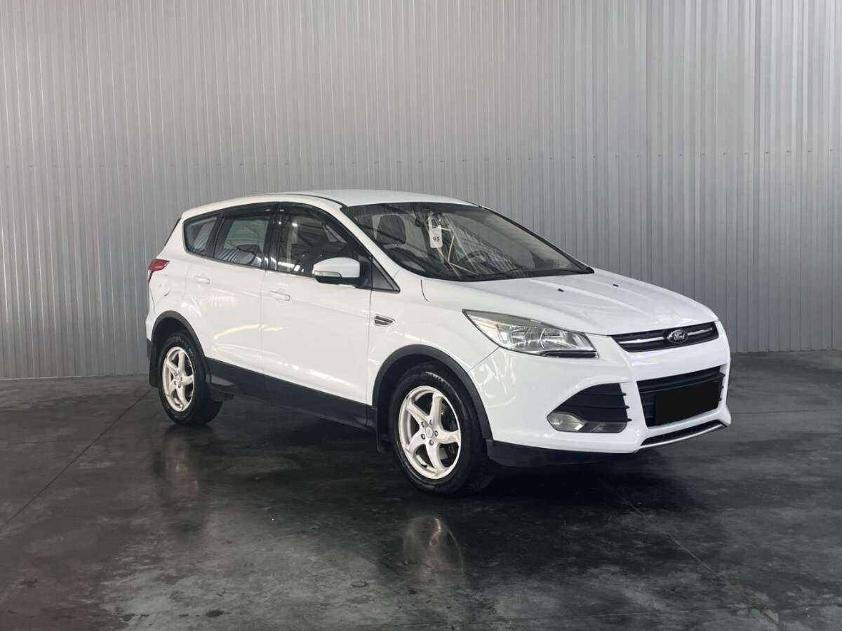 Ford Kuga б/у, 2015, Автоматическая. Фото: #2