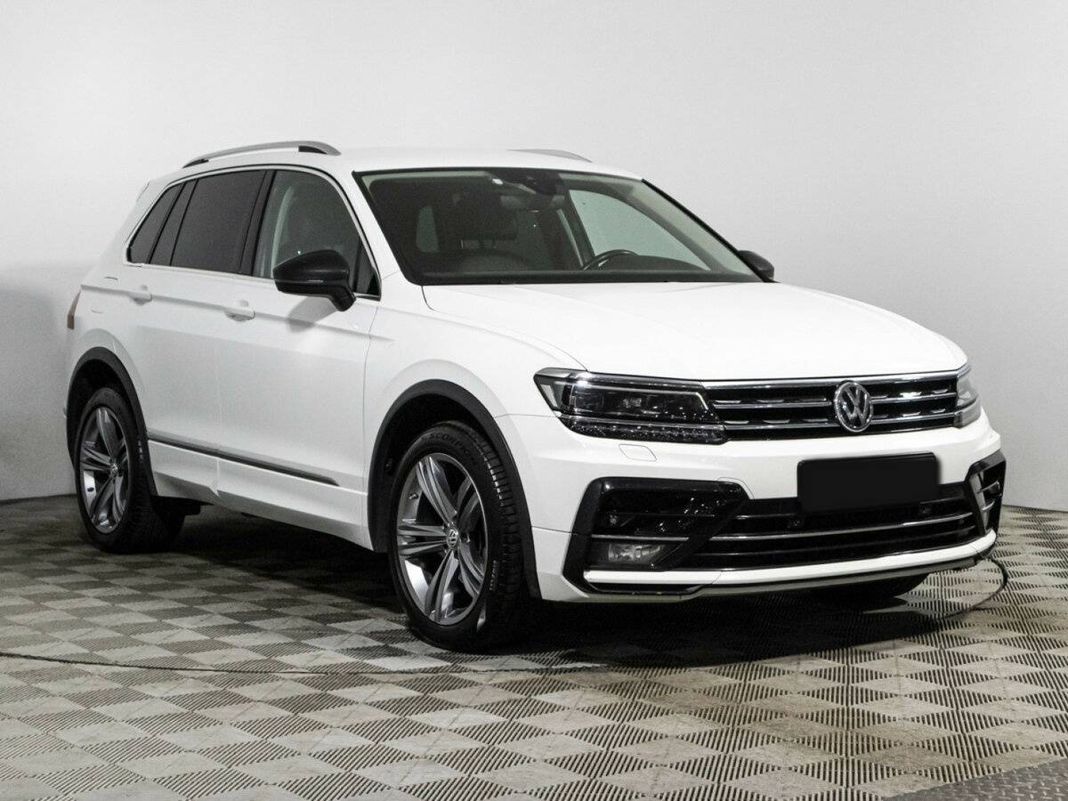 Volkswagen Tiguan б/у, 2020, Роботизированная. Фото: #2