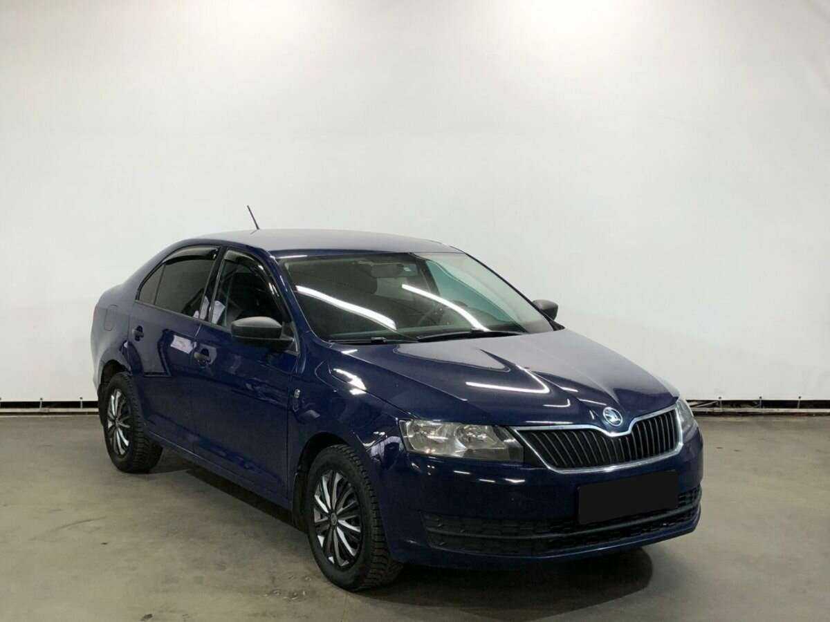 Skoda Rapid б/у, 2015, Механическая. Фото: #2