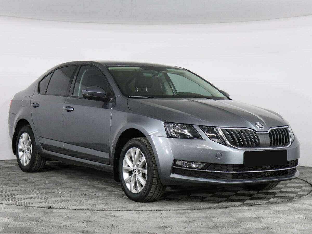 Skoda Octavia б/у, 2018, Автоматическая. Фото: #2