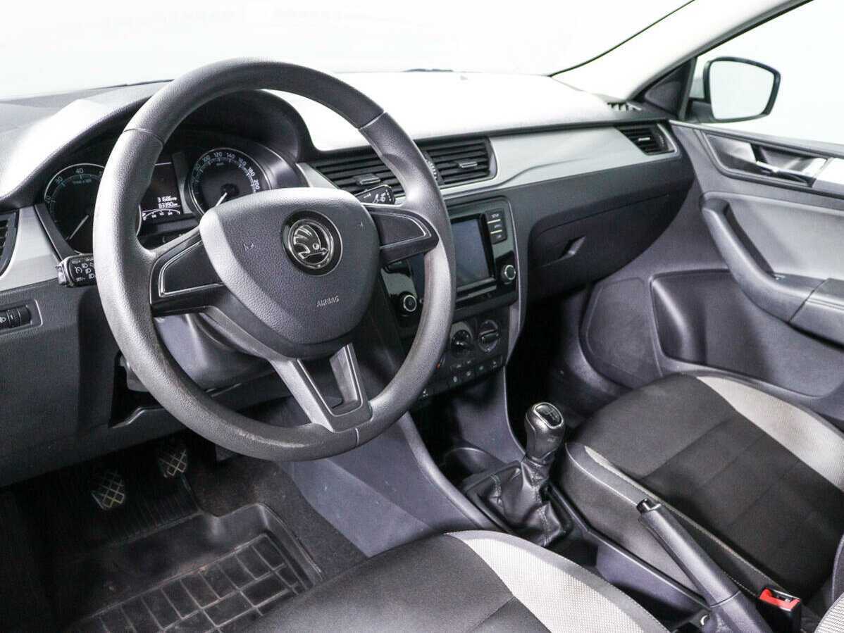 Skoda Rapid б/у, 2019, Механическая. Фото: #11
