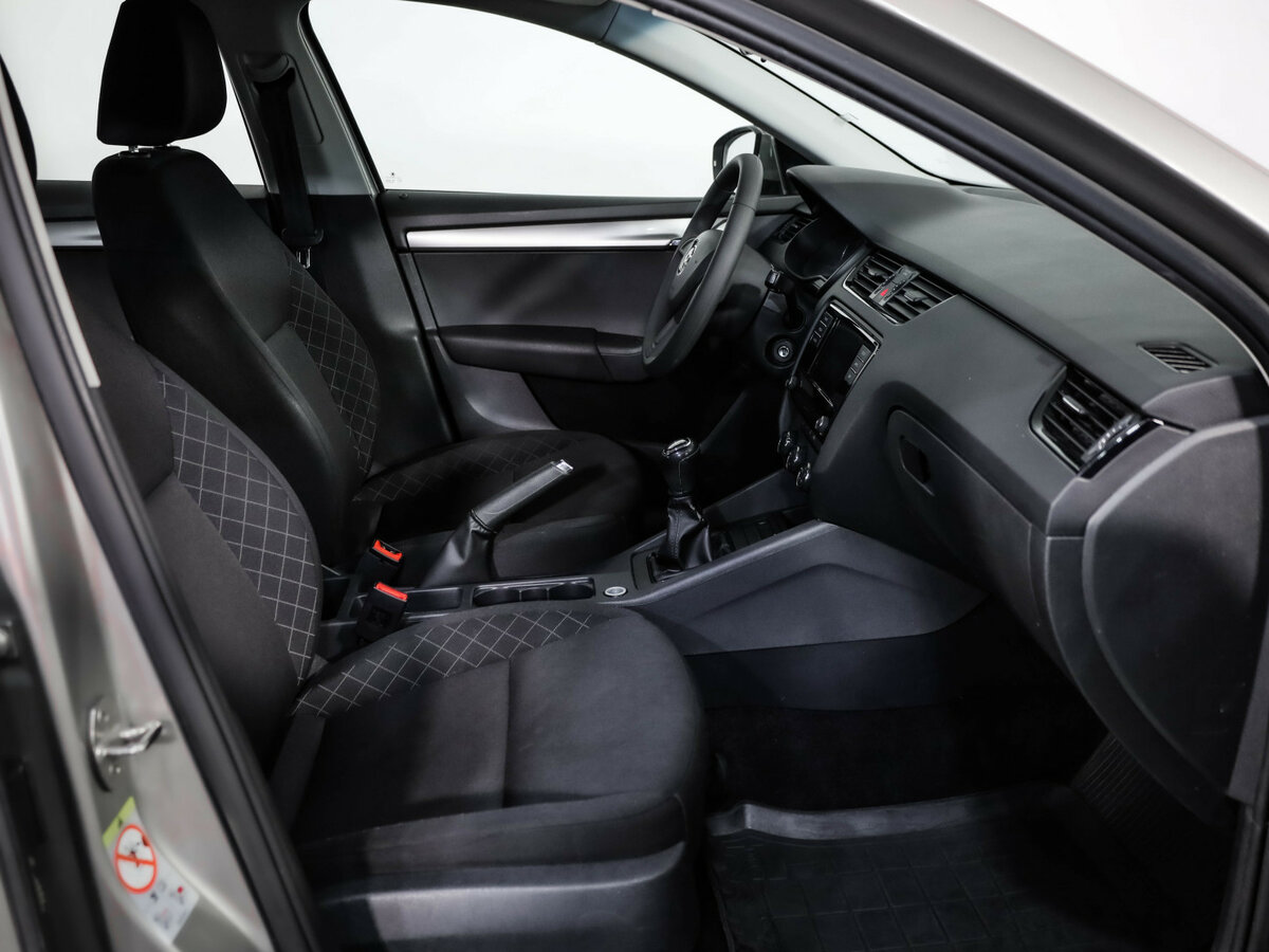 Skoda Octavia б/у, 2018, Механическая. Фото: #16