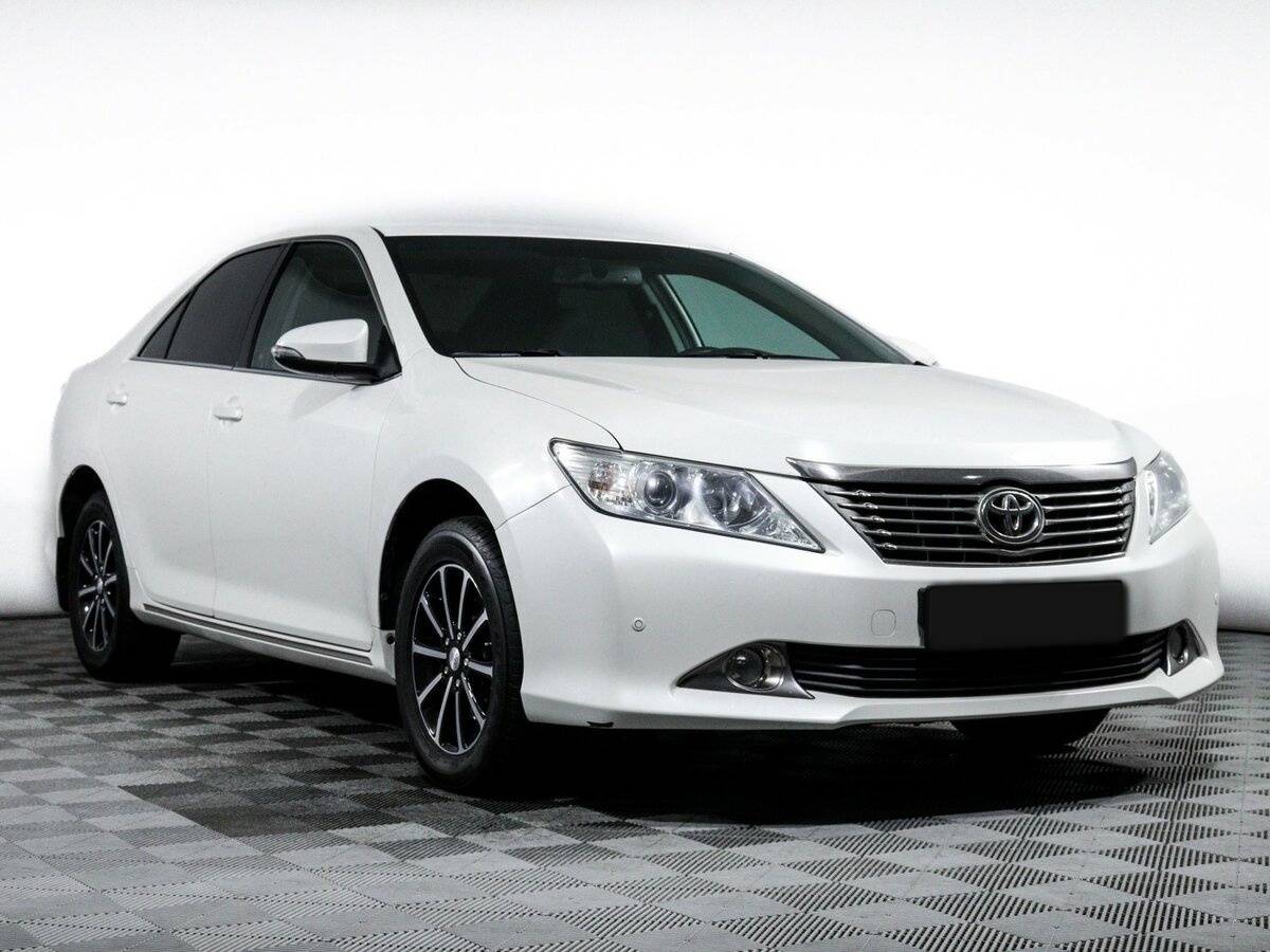 Toyota Camry б/у, 2013, Автоматическая. Фото: #2