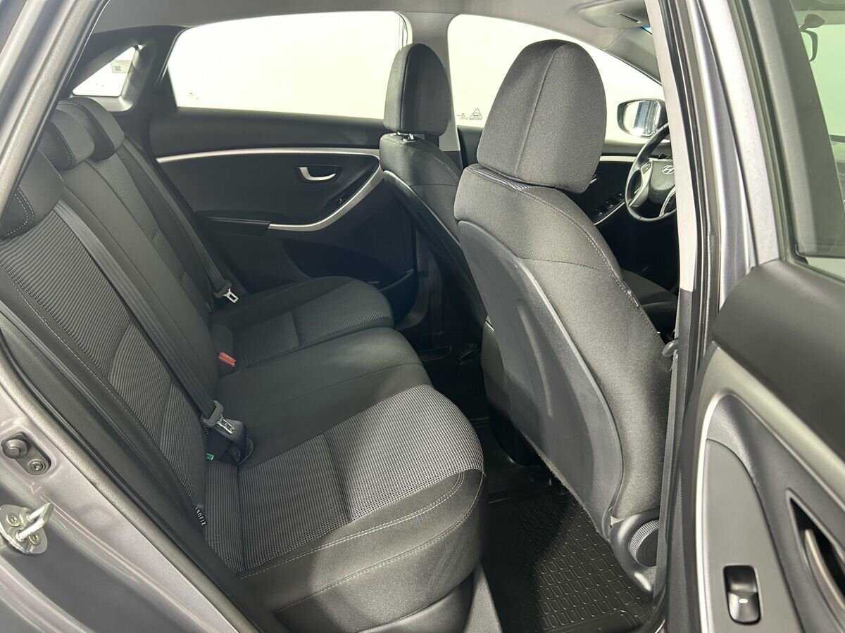 Hyundai i30 б/у, 2012, Автоматическая. Фото: #15