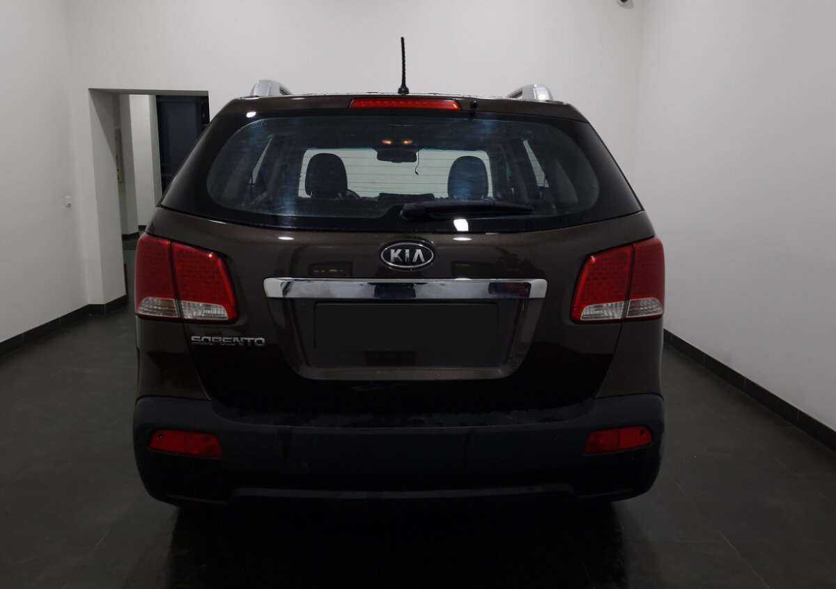 Kia Sorento б/у, 2012, Автоматическая. Фото: #2