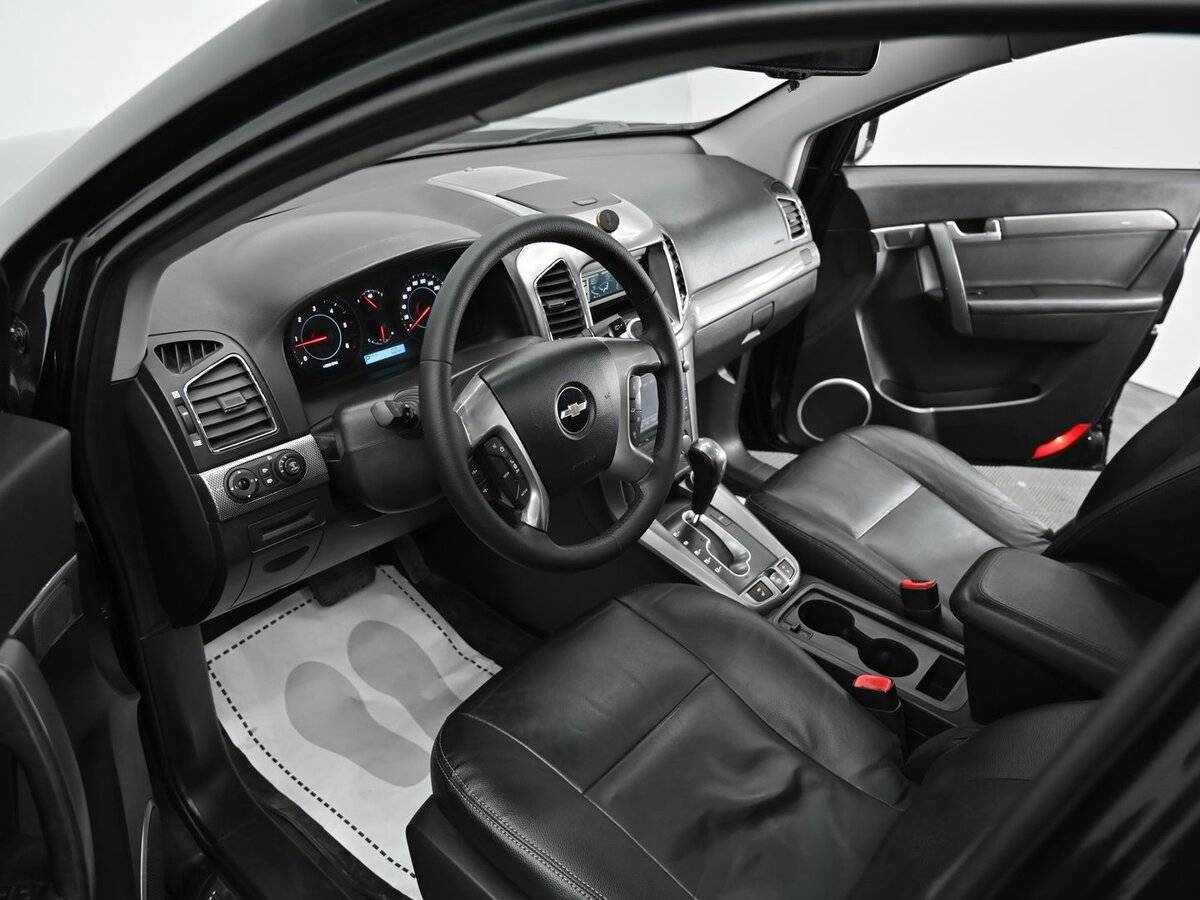Chevrolet Captiva б/у, 2012, Автоматическая. Фото: #7