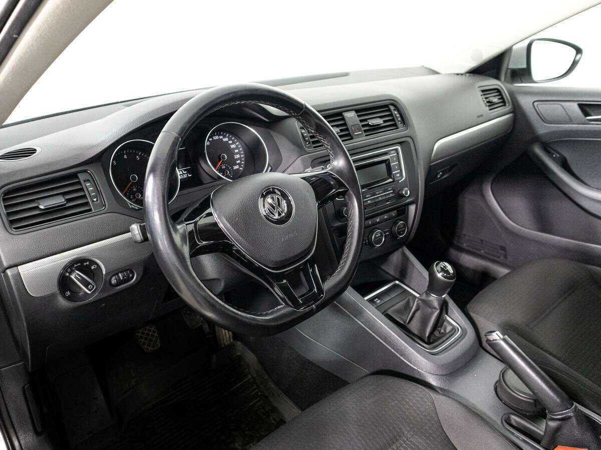 Volkswagen Jetta б/у, 2015, Механическая. Фото: #10