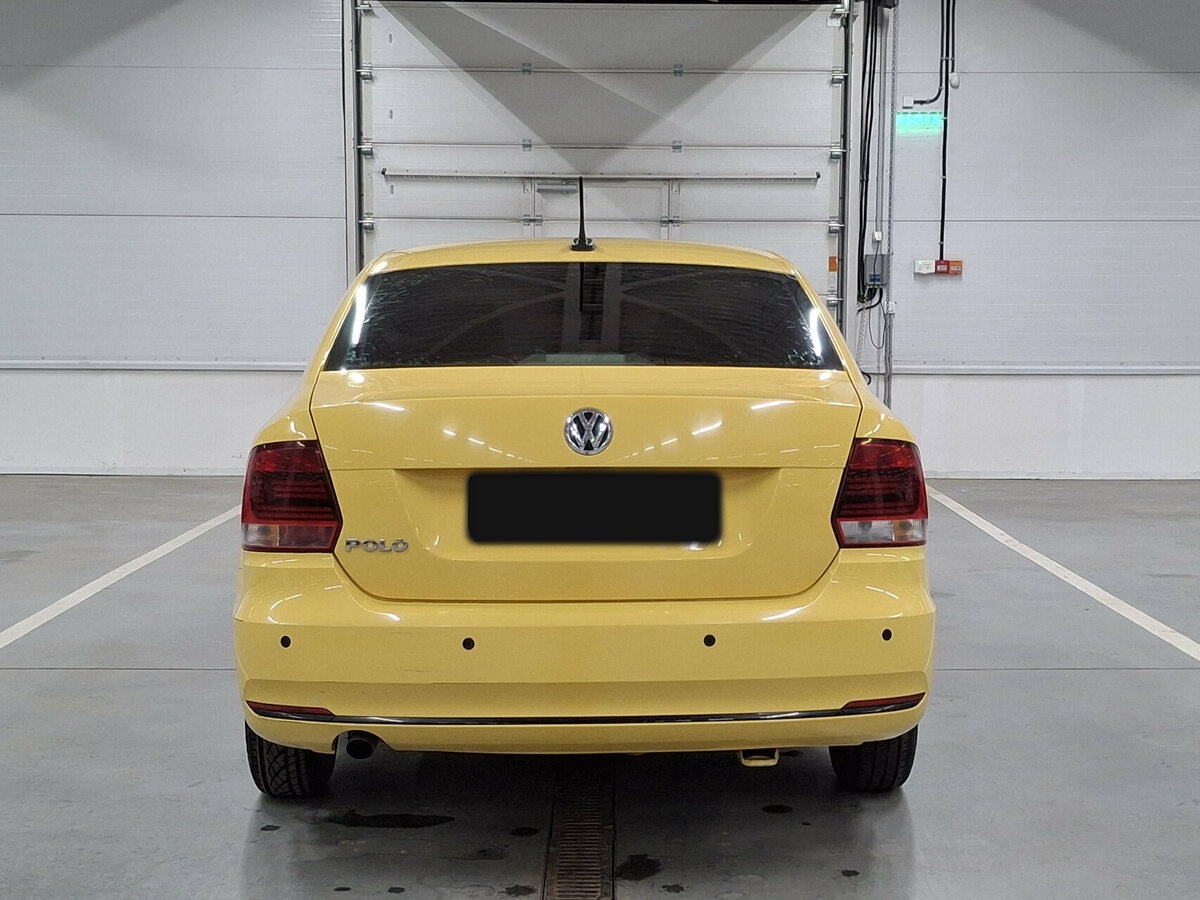 Volkswagen Polo б/у, 2017, Механическая. Фото: #5