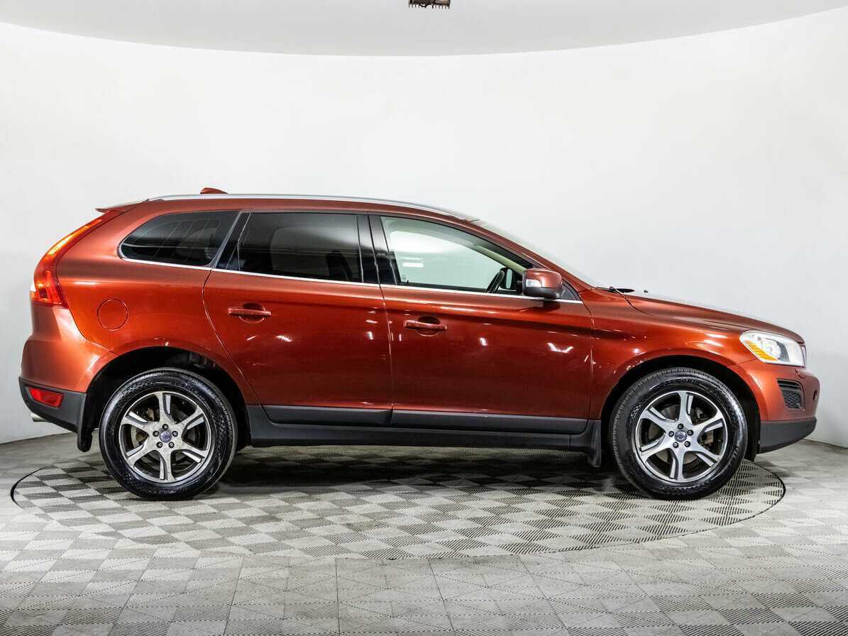 Volvo XC60 б/у, 2013, Автоматическая. Фото: #3