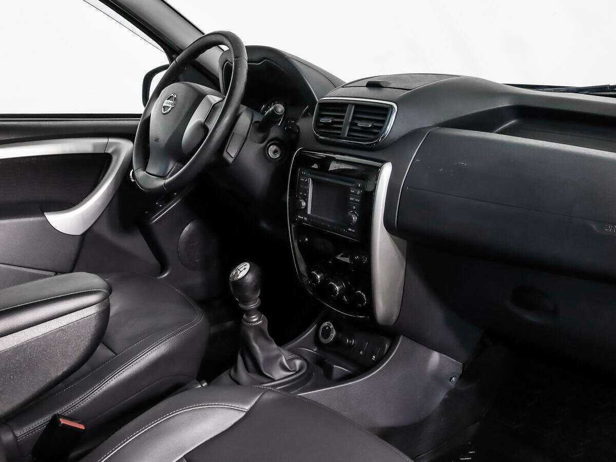 Nissan Terrano б/у, 2015, Механическая. Фото: #9