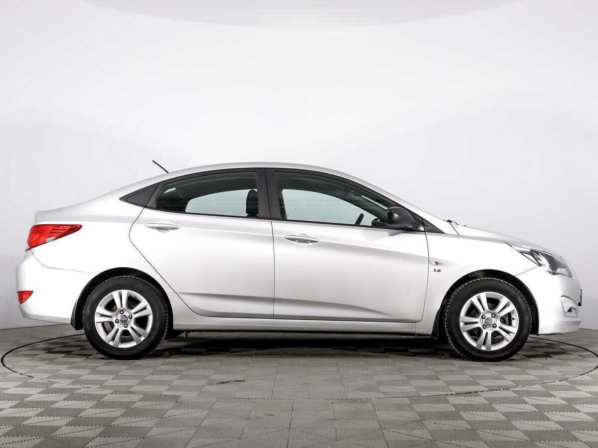 Hyundai Solaris б/у, 2016, Автоматическая. Фото: #3