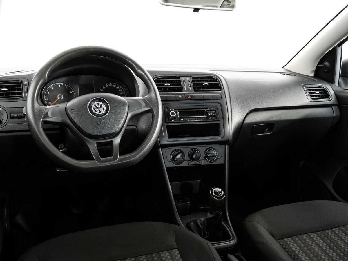 Volkswagen Polo б/у, 2017, Механическая. Фото: #8