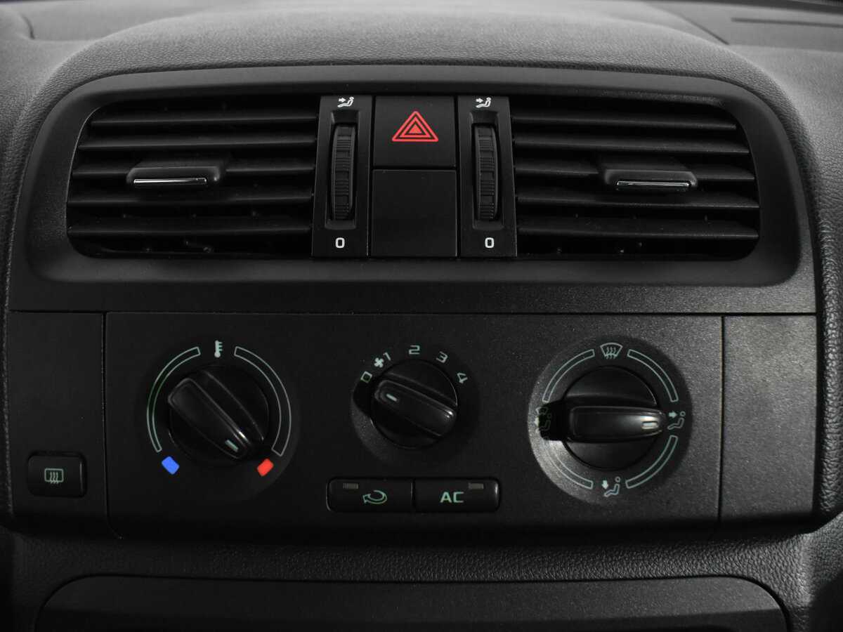 Skoda Fabia б/у, 2012, Механическая. Фото: #15