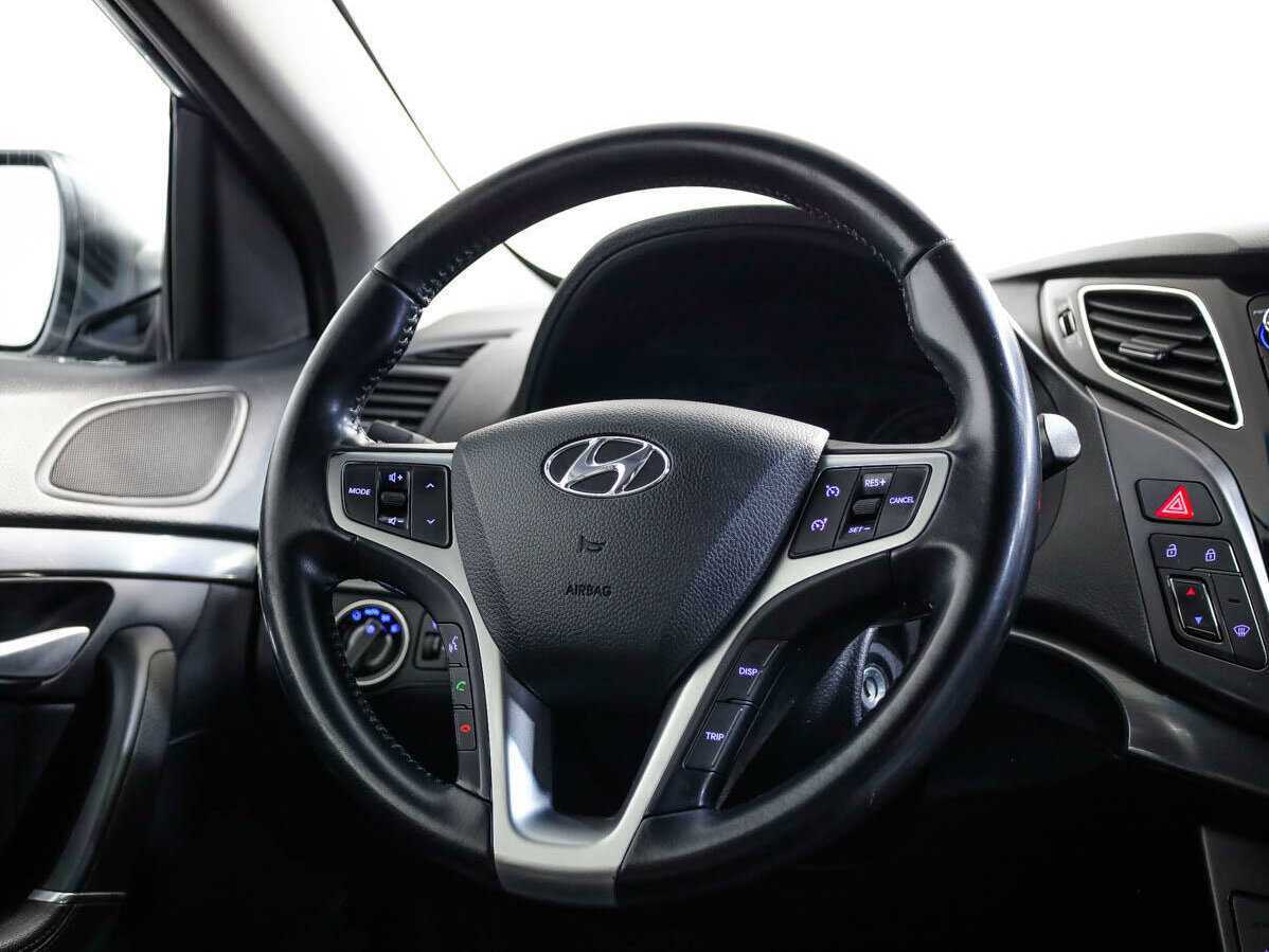 Hyundai i40 б/у, 2015, Автоматическая. Фото: #12